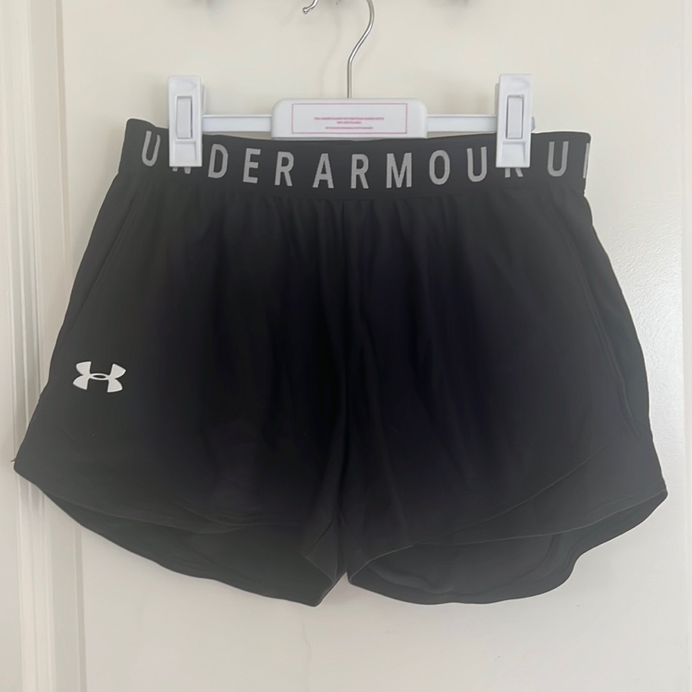Under Armour Athletic Shorts with Pockets!